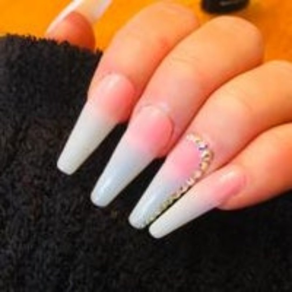 Press-on nails